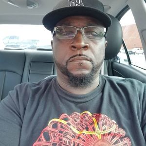 Meet your Posher, Gregory